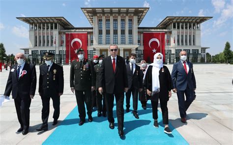 The so-called coup in Turkey | eKathimerini.com