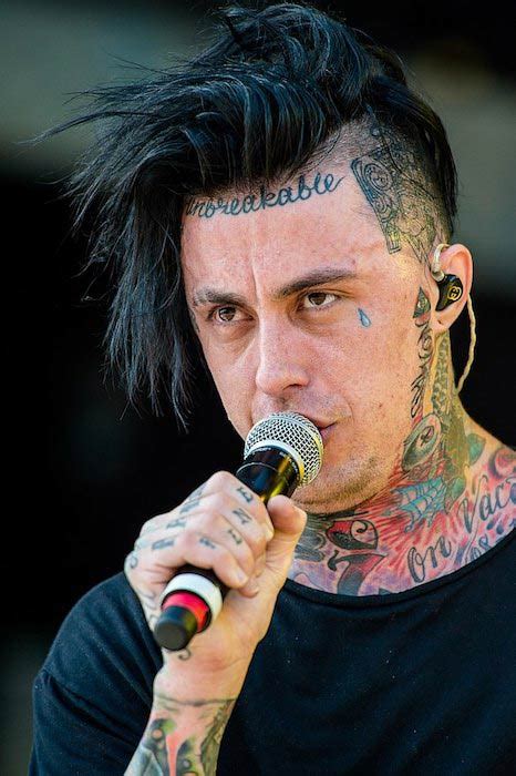 Ronnie Radke Height, Weight, Age, Body Statistics - Healthy Celeb