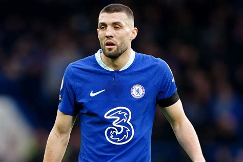 Mateo Kovacic completes move from Chelsea to Manchester City