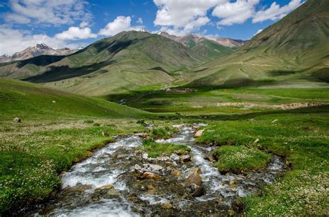 Kyrgyzstan - Mountains, Lakes and Nomads - Native Eye Travel