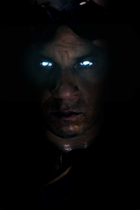 riddick glowing eyes by hfa18 Avatar James Cameron, Geeky, Crime, Sci Fi, Glow, Batman, Fantasy ...