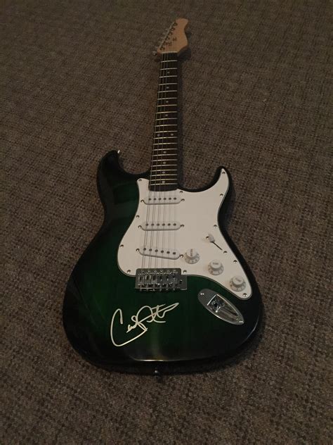 CARLOS SANTANA signed AUTOGRAPHED full size GUITAR - Guitar & Guitar Picks