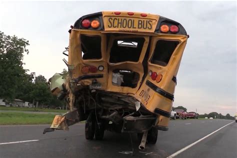 Dying Truck Driver Uses Final Breaths To Save School Children After Bus ...