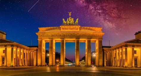 Know The History & Symbolism Behind Berlin's Famous Brandenburg Gate ...