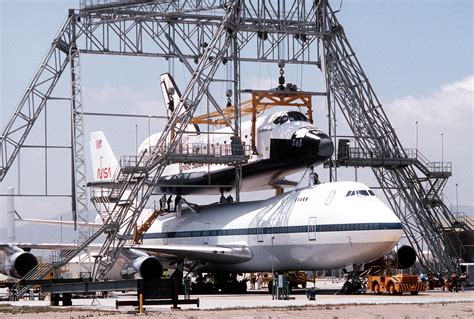 The NASA 747 Shuttle Carrier Aircraft (SCA) in position beneath the ...