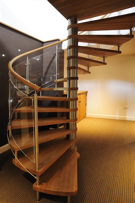 How to Choose a Spiral Staircase or Helical Design - Build It