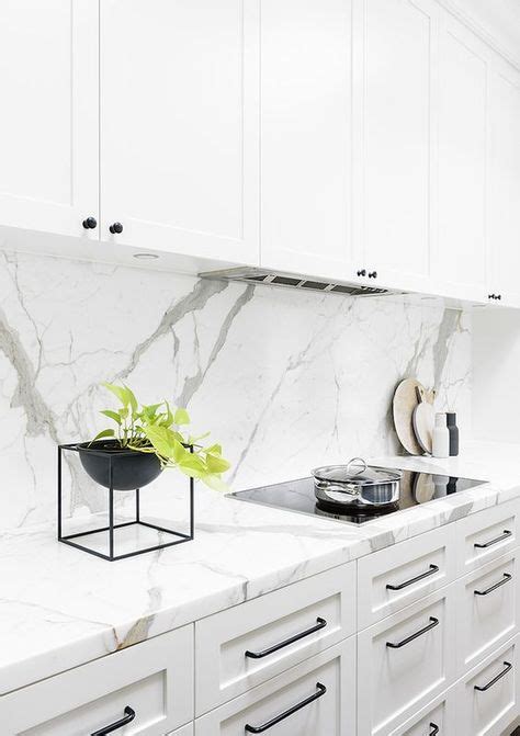 Black kitchen cabinet handles | Interior design kitchen, Kitchen marble