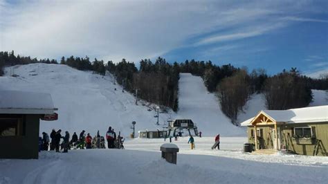 Ski Season Jobs & Work in Calabogie Peaks | Snow Season Central