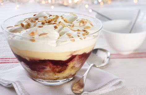 Classic Sherry trifle | Tesco Real Food