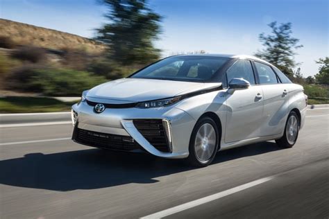 Toyota Mirai Photos and Specs. Photo: Toyota Mirai accessories big and 23 perfect photos of ...