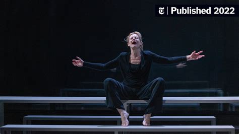 ‘Oresteia’ Review: A Mother’s Grief, Underestimated - The New York Times