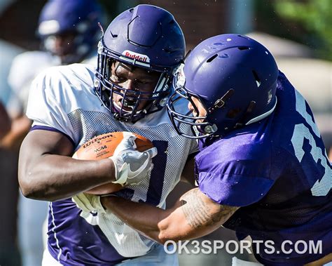 College Football: UMHB Football holds first full team, full pad workout ...