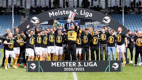 Dresden: Als Meister zurück in Liga zwei :: DFB - Deutscher Fußball-Bund e.V.