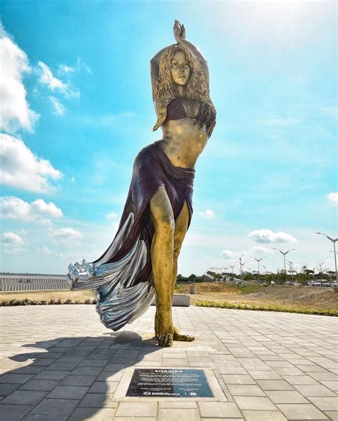 A Colossal Statue of Shakira Now Towers Over Her Colombian Hometown