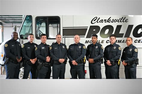 8 Clarksville Police officers graduate from law enforcement training - ClarksvilleNow.com