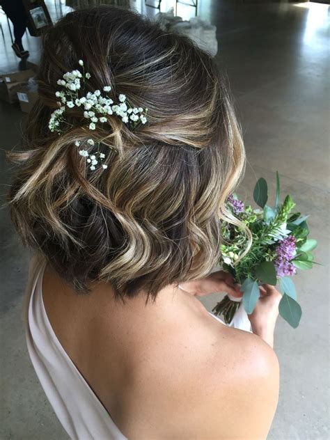 Bridesmaid Hairstyles for Short Hair | Best Hairstyles for Bridesmaids