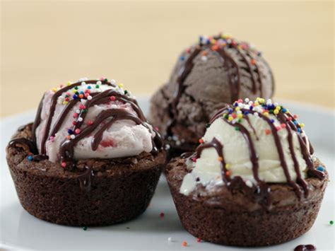 Ice Cream Brownie Cups Recipe - Genius Kitchen