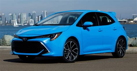 GALLERY: 2019 Toyota Corolla Hatchback for the US 2019 Toyota Corolla Hatchback-37 - Paul Tan's ...