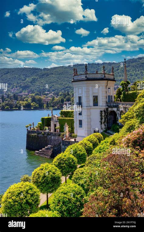 The gardens of Palazzo Borromeo, Isola Bella, Borromean Islands, Lake Maggiore, Stresa, Piedmont ...