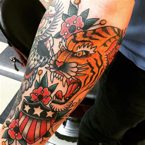 120+ Best American Traditional Tattoo Designs & Meanings - 2019 Ideas