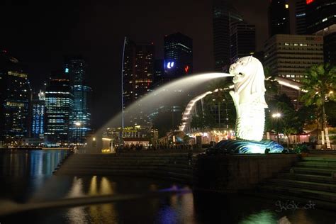 Singapore Lion Statue at night | Flickr - Photo Sharing!