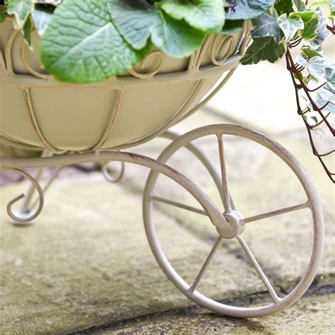 Metal Wheelbarrow Planter | Garden Gear