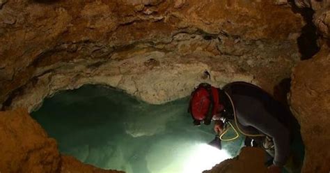 Movile cave, which is isolated from the world for 5.5 million years, and the interesting ...