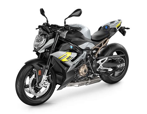 2021 BMW S1000R Guide • Total Motorcycle