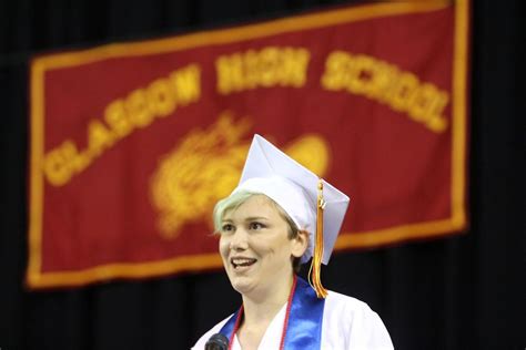 Glasgow High grads challenged to be champions | News | newarkpostonline.com