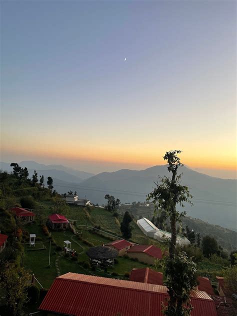 Green View Resort 𝗕𝗢𝗢𝗞 Kanatal Hotel 𝘄𝗶𝘁𝗵 𝗙𝗥𝗘𝗘 𝗖𝗮𝗻𝗰𝗲𝗹𝗹𝗮𝘁𝗶𝗼𝗻