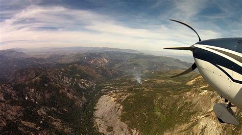 Mountain Soaring at 10,500 feet! Crazy strong wind, Lenticular Clouds - California Glider Flying