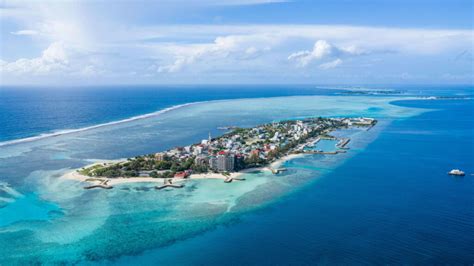 Maafushi - Maldives Travel Guide