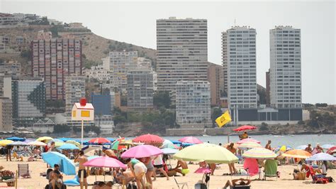 Benidorm launches £180 hotel scheme with seven-night stays and you can eat for free anywhere ...