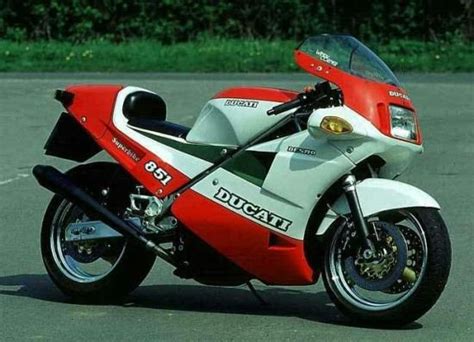 Ducati 851 specs, quarter mile, lap times, performance data - FastestLaps.com