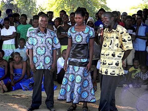 Malawi Traditional Wedding Dress / traditional malawi wedding dress - Google Search ...