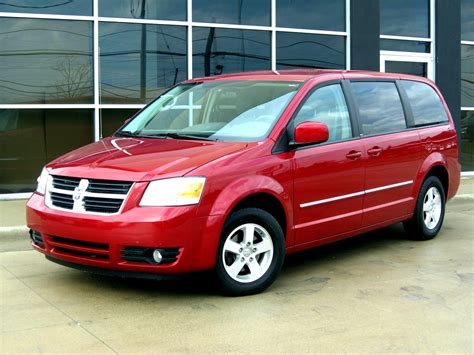 2008 Dodge Grand Caravan - Information and photos - MOMENTcar