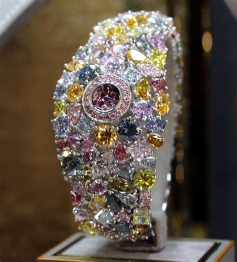 Graff The Hallucination - 55 million | Expensive jewelry luxury, Graff diamonds, Expensive jewelry