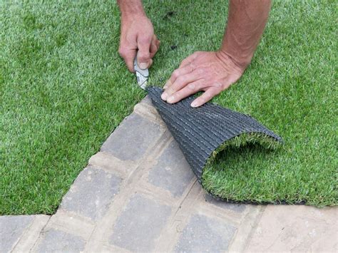 How To Install Astro Turf For Your Yard | Storables