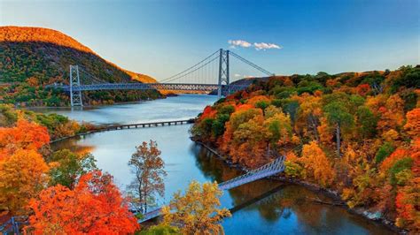 Bear Mountain Bridge in New York State. [1366x768] : r/bridgeporn