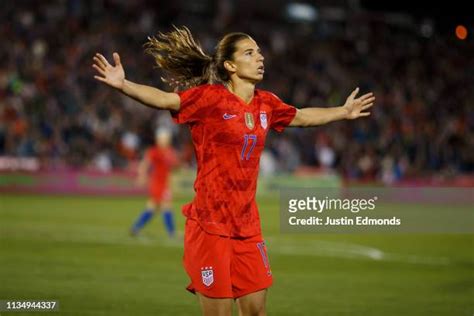 4,810 Tobin Heath Photos & High Res Pictures - Getty Images