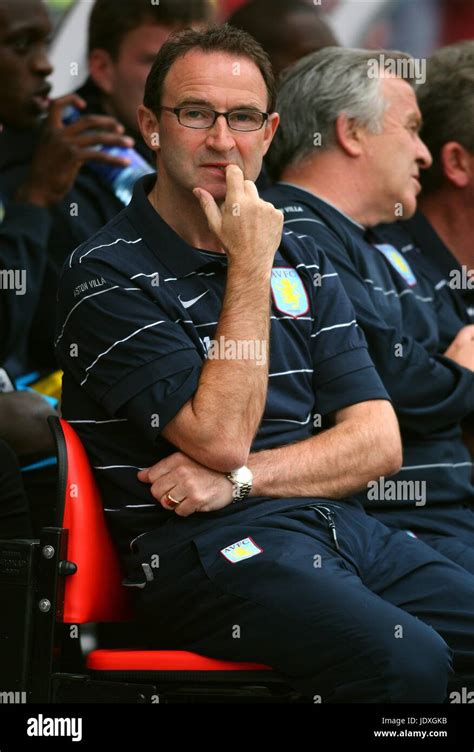 MARTIN O'NEILL ASTON VILLA FC MANAGER BRITAINNIA STADIUM STOKE ENGLAND 23 August 2008 Stock ...