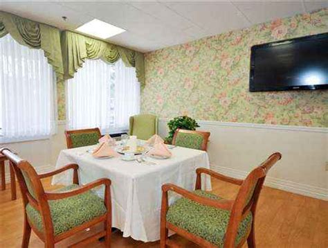 Pine Heights at Brattleboro Center For Nursing and Rehabilitation in Brattleboro, VT - Reviews ...