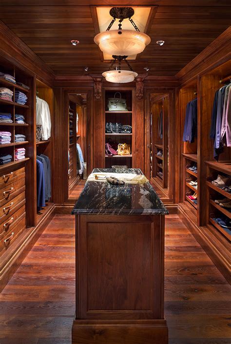 Useful And Amazing Walk In Closets