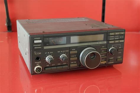 Second Hand Icom IC-725 HF Transceiver With FM Fitted - RWUK