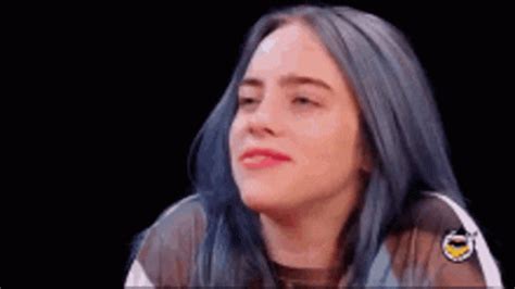 Billie Eilish Singer GIF - Billie Eilish Singer Huh - Discover & Share GIFs