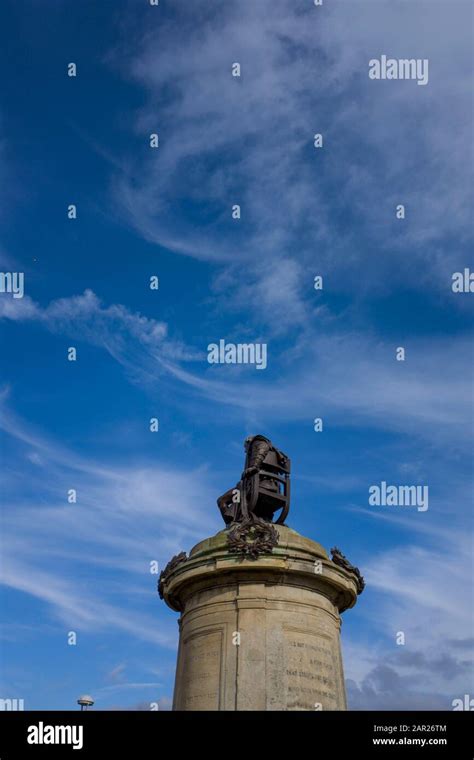 Shakespearean character statues stratford upon avon uk Stock Photo - Alamy