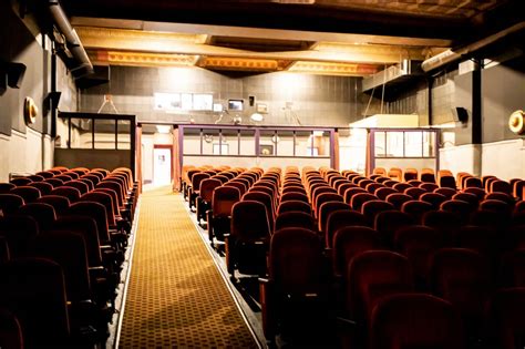 108-year-old Toronto movie theatre proves that big box chains aren't ...