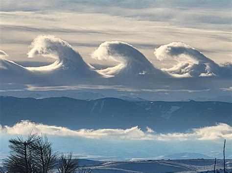 Extraña formación de “nubes olas” captura la atención de internautas en Estados Unidos