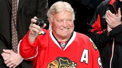 Bobby Hull, the first NHLer to score over 50 goals in a season, dies at 84 | CBC Sports