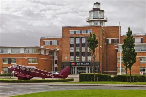 Crowne Plaza Liverpool - John Lennon Airport - Compare Deals